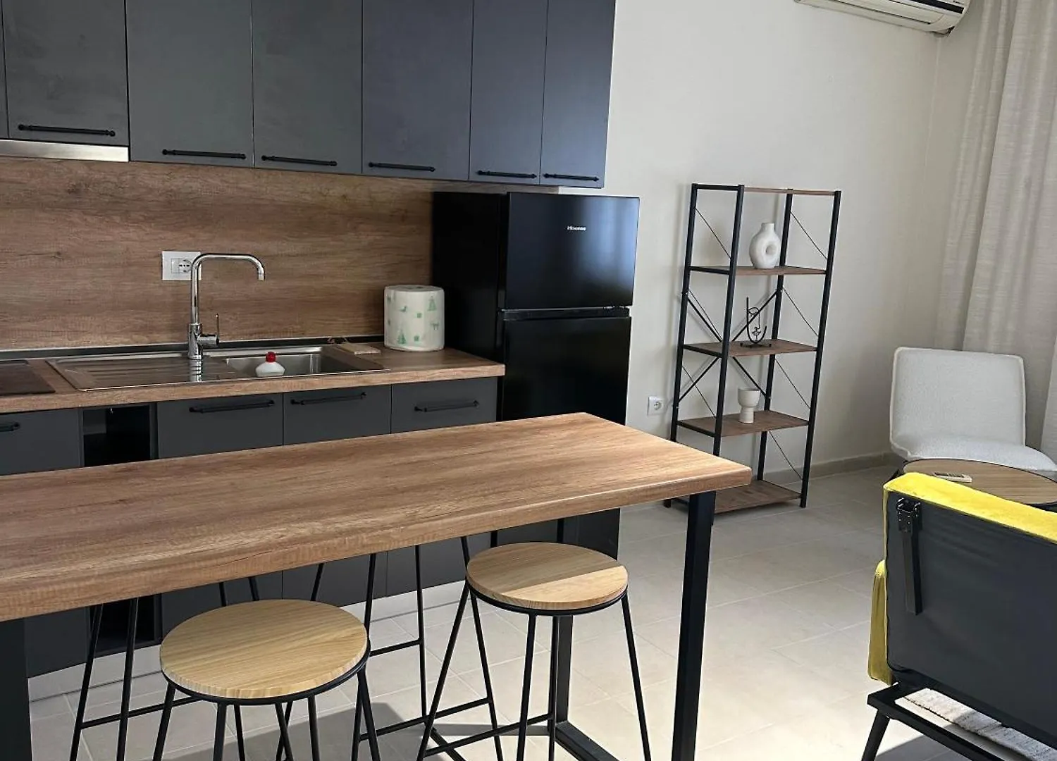 טיראנה New Bazar - 2 Rooms Apartment
